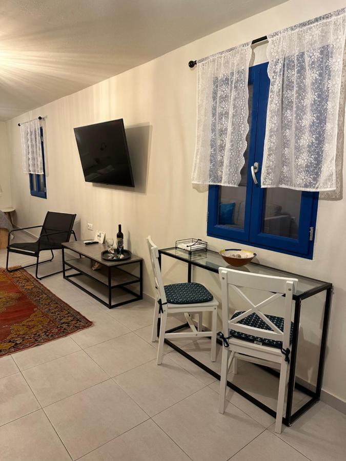 Porphyra Studio Chalki Town Exteriér fotografie